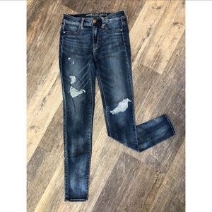 AMERICAN EAGLE SUPER STRETCH JEANS SIZE 0
